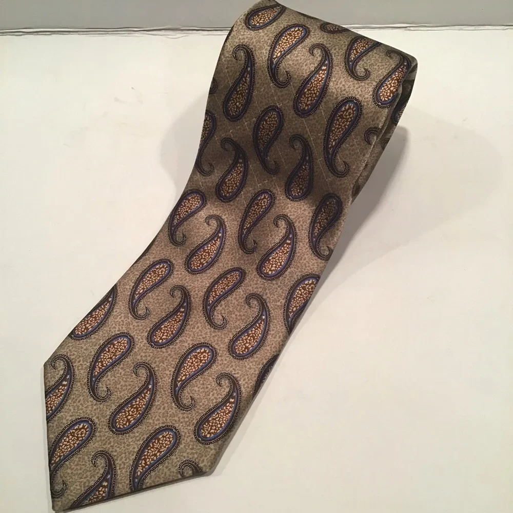 Ermenegildo Zegna Tan Silk Paisley Tie‎